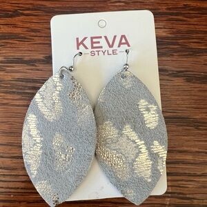 Keva Style Silver Suede Cheetah leopard Leaf Earrings
